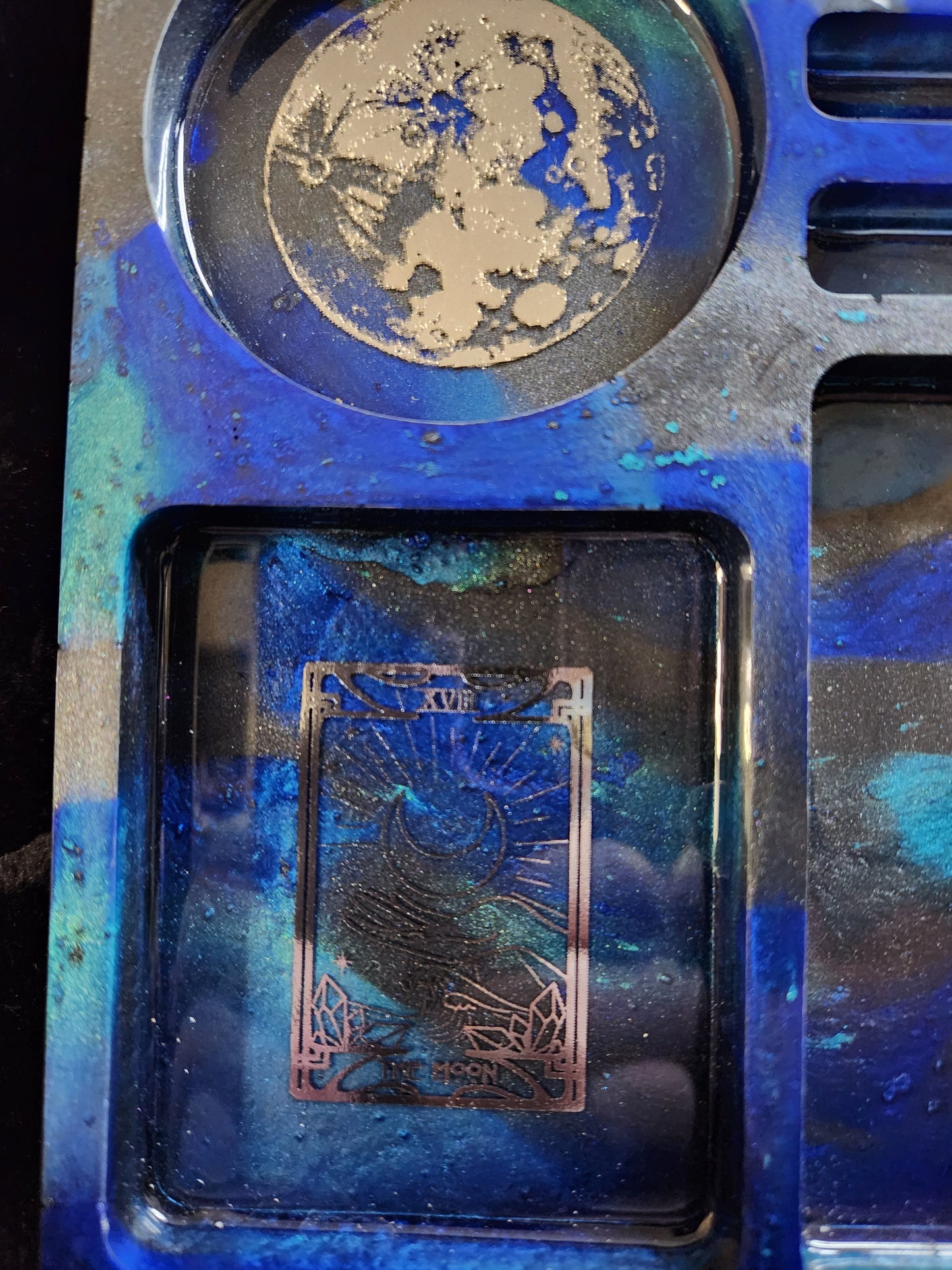 Blue Moon Sectioned Tray